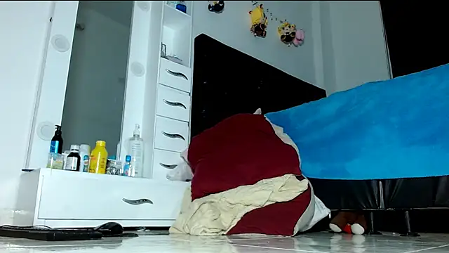 Snapshot of master95 chatting on February 28, 7:03 pm master95 online show from February 28, 7:03 pm