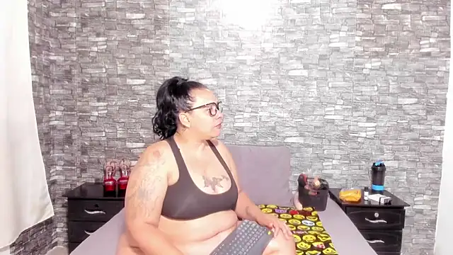 Snapshot of Sofie-Storm chatting on January 16, 9:48 am Sofie-Storm online show from January 16, 9:48 am