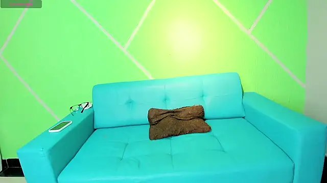 play sex18 online show from March 27, 9:03 pm