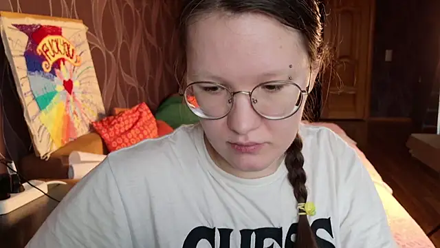 Snapshot of MiriamOr chatting on November 2, 7:55 am MiriamOr online show from November 2, 7:55 am