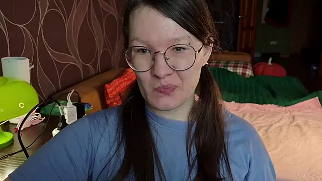 Snapshot of MiriamOr chatting on January 15, 9:25 am MiriamOr online show from January 15, 9:25 am