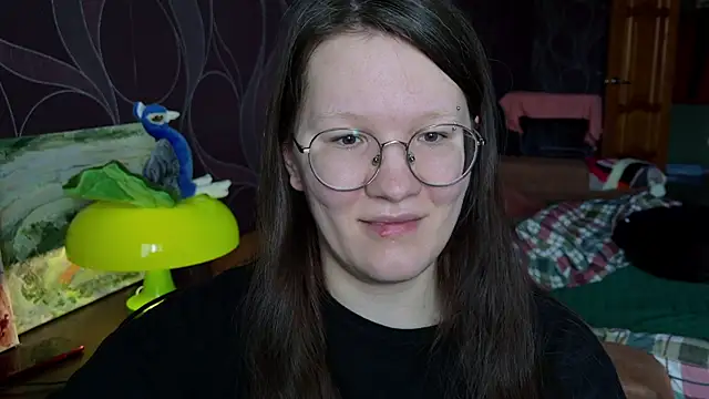 Snapshot of MiriamOr chatting on March 12, 8:53 am MiriamOr online show from March 12, 8:53 am