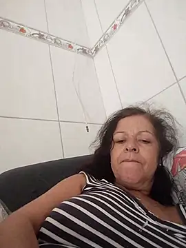 Snapshot of mariy522 chatting on January 2, 12:03 pm mariy522 online show from January 2, 12:03 pm