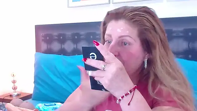 Snapshot of sandra_20 chatting on September 29, 11:26 am sandra 20 online show from September 29, 11:26 am