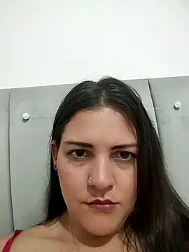 Mia Hampton online show from May 7, 8:58 pm