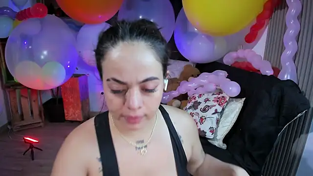 Cuttiealice online show from January 15, 1:34 am