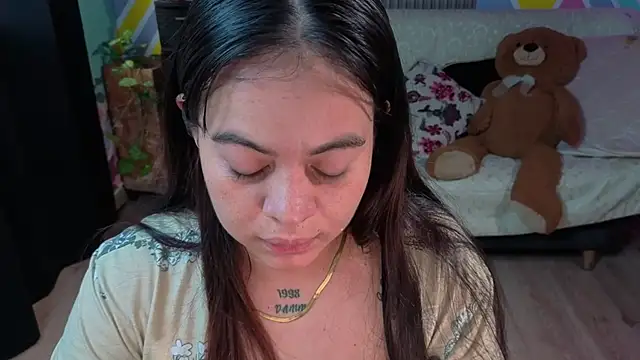 Cuttiealice online show from September 20, 12:50 pm