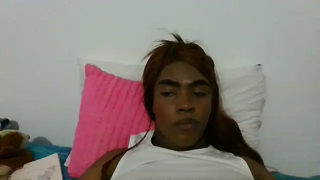 Snapshot of Briana_Wells_ chatting on December 12, 12:27 am Briana Wells online show from December 12, 12:27 am