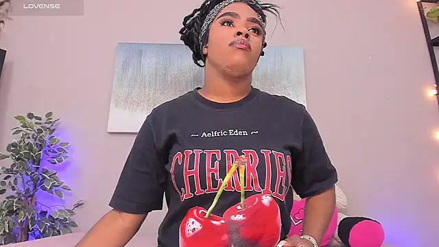 Briana Wells  online show from February 25, 12:59 pm