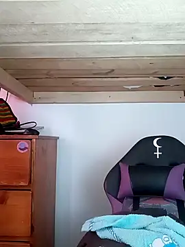 Snapshot of Lilith_DeVil_ chatting on December 15, 6:37 pm Lilith DeVil online show from December 15, 6:37 pm