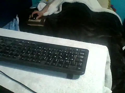 malekon76 online show from September 25, 7:12 am