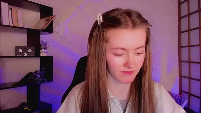 KateCuddle online show from January 17, 5:21 am