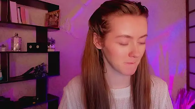 KateCuddle online show from January 30, 5:30 am