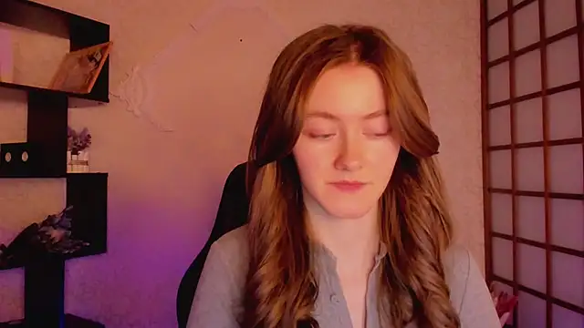 KateCuddle online show from February 13, 5:16 am