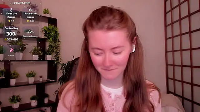 KateCuddle online show from May 1, 2:49 am