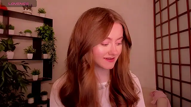 KateCuddle online show from May 20, 2:40 am