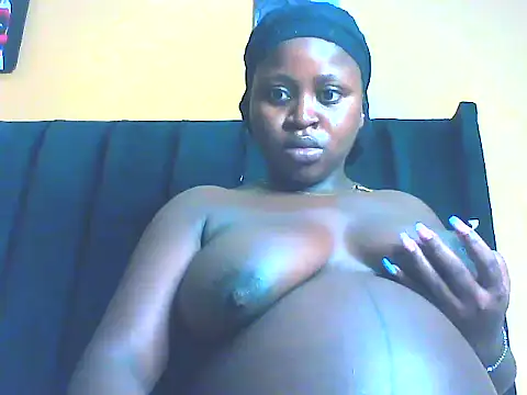 Snapshot of EboniesBelle chatting on July 14, 3:44 am EboniesBelle online show from July 14, 3:44 am