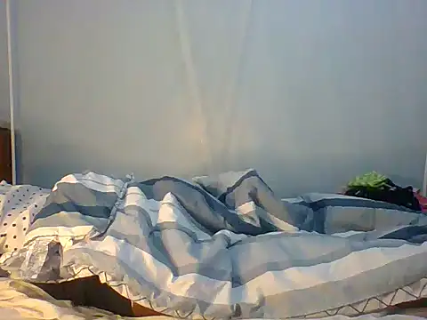 Eminent Ride online show from October 1, 3:01 am