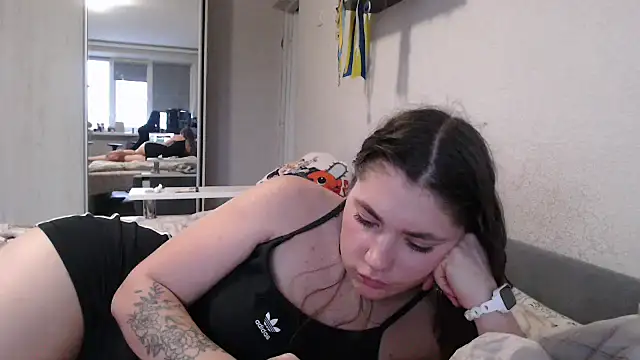 Snapshot of delightful_sofi chatting on February 18, 1:40 pm delightful sofi online show from February 18, 1:40 pm