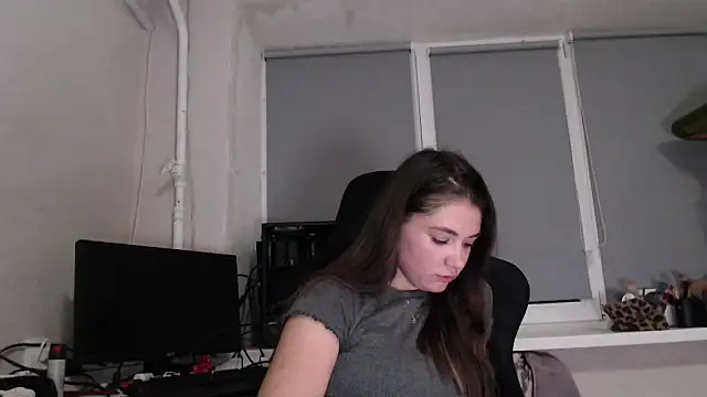 Snapshot of delightful_sofi chatting on March 2, 4:14 pm delightful sofi online show from March 2, 4:14 pm