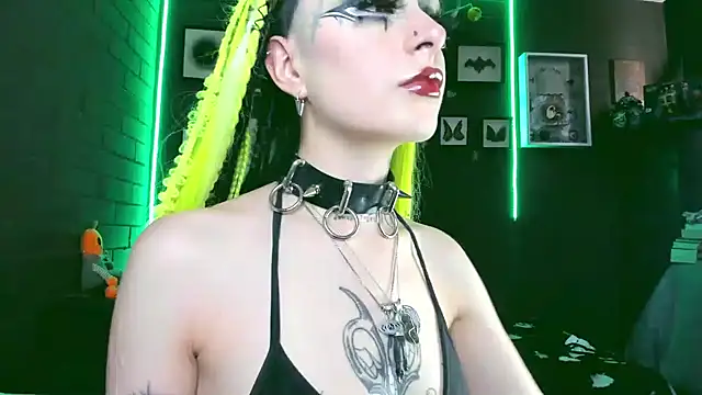 insania 9999  online show from January 31, 8:43 pm