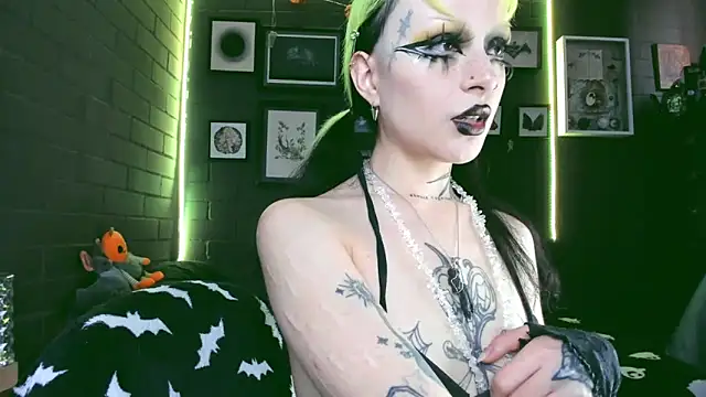 insania 9999  online show from February 26, 3:30 pm