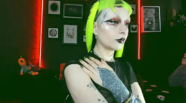 insania 9999  online show from March 11, 4:18 pm