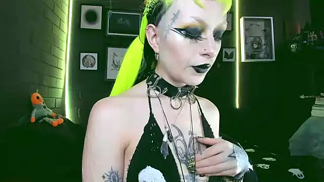 insania 9999  online show from March 12, 4:13 pm