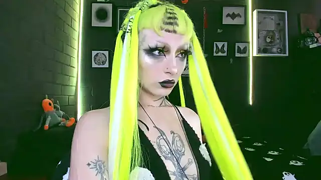 insania 9999  online show from March 19, 4:45 pm