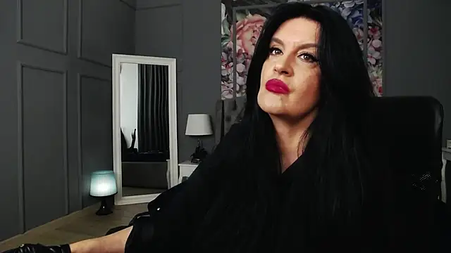 Snapshot of DomMelissaW chatting on January 24, 9:58 pm DomMelissaW online show from January 24, 9:58 pm