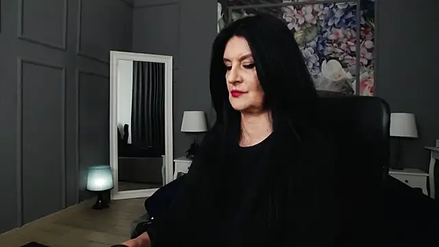 Snapshot of DomMelissaW chatting on January 27, 12:54 am DomMelissaW online show from January 27, 12:54 am