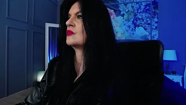 Snapshot of DomMelissaW chatting on January 18, 10:46 pm DomMelissaW online show from January 18, 10:46 pm