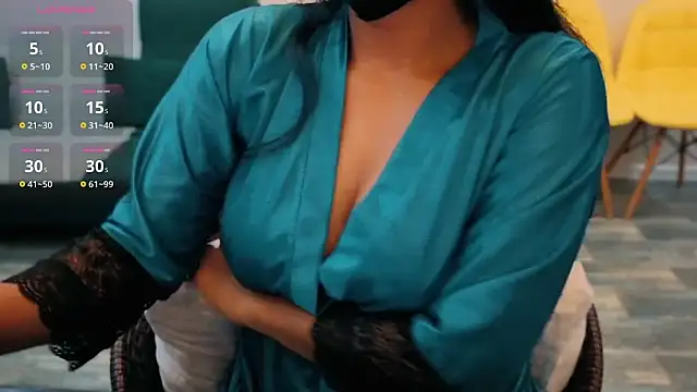 LushRitu online show from November 7, 7:03 pm