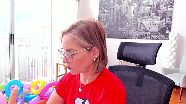 Snapshot of jane_turner chatting on December 10, 3:55 pm jane turner online show from December 10, 3:55 pm
