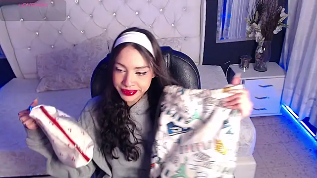 LiaVillalobos online show from September 26, 11:14 am