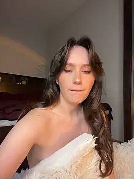 itssophiie online show from June 22, 6:38 pm