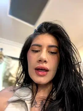 Snapshot of clarachanelricek chatting on October 4, 7:12 pm clarachanelricek online show from October 4, 7:12 pm