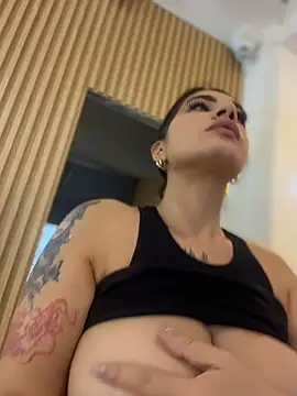 Snapshot of clarachanelricek chatting on November 29, 6:55 pm clarachanelricek online show from November 29, 6:55 pm