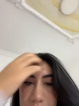 Snapshot of clarachanelricek chatting on January 7, 8:33 pm clarachanelricek online show from January 7, 8:33 pm