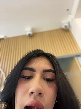 Snapshot of clarachanelricek chatting on January 10, 8:54 pm clarachanelricek online show from January 10, 8:54 pm