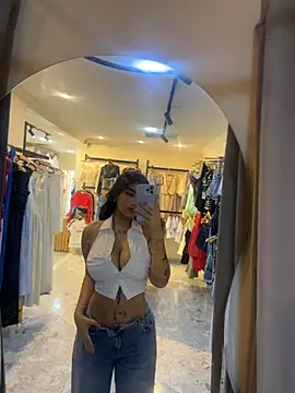 clarachanelricek online show from February 18, 8:16 pm