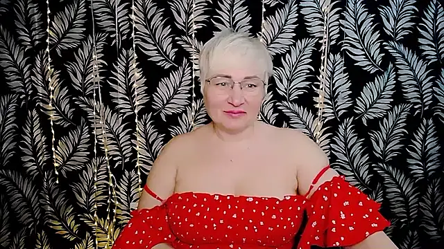 Snapshot of Olivia_playful chatting on April 11, 10:30 am Olivia playful online show from April 11, 10:30 am