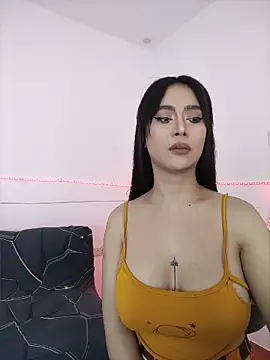 SexyDominnantcheska online show from April 13, 12:05 am