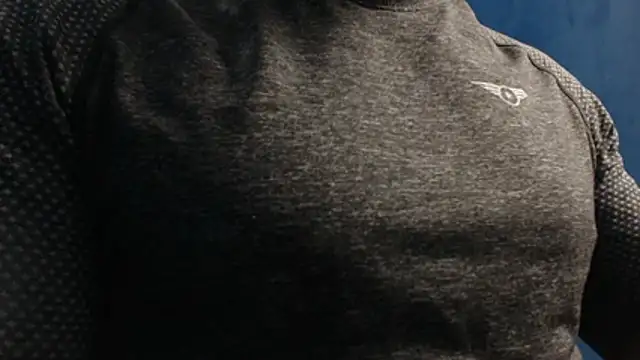 Snapshot of alex_blu chatting on February 2, 6:17 pm alex blu online show from February 2, 6:17 pm