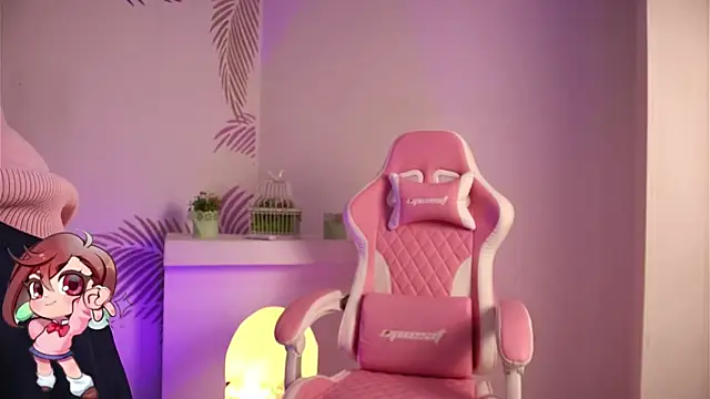 dianebleu online show from October 7, 3:14 am