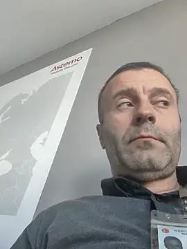 Snapshot of muscularsexy chatting on July 15, 7:24 am muscularsexy online show from July 15, 7:24 am
