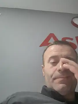 Snapshot of muscularsexy chatting on July 17, 11:31 pm muscularsexy online show from July 17, 11:31 pm