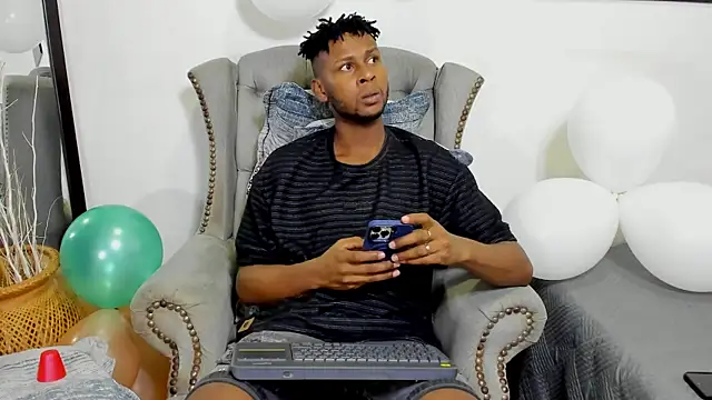 santhi lee online show from March 12, 2:09 am