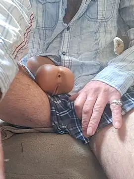 Snapshot of eddouxxx78 chatting on October 31, 10:38 am eddouxxx78 online show from October 31, 10:38 am