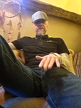 eddouxxx78 online show from May 8, 11:37 am